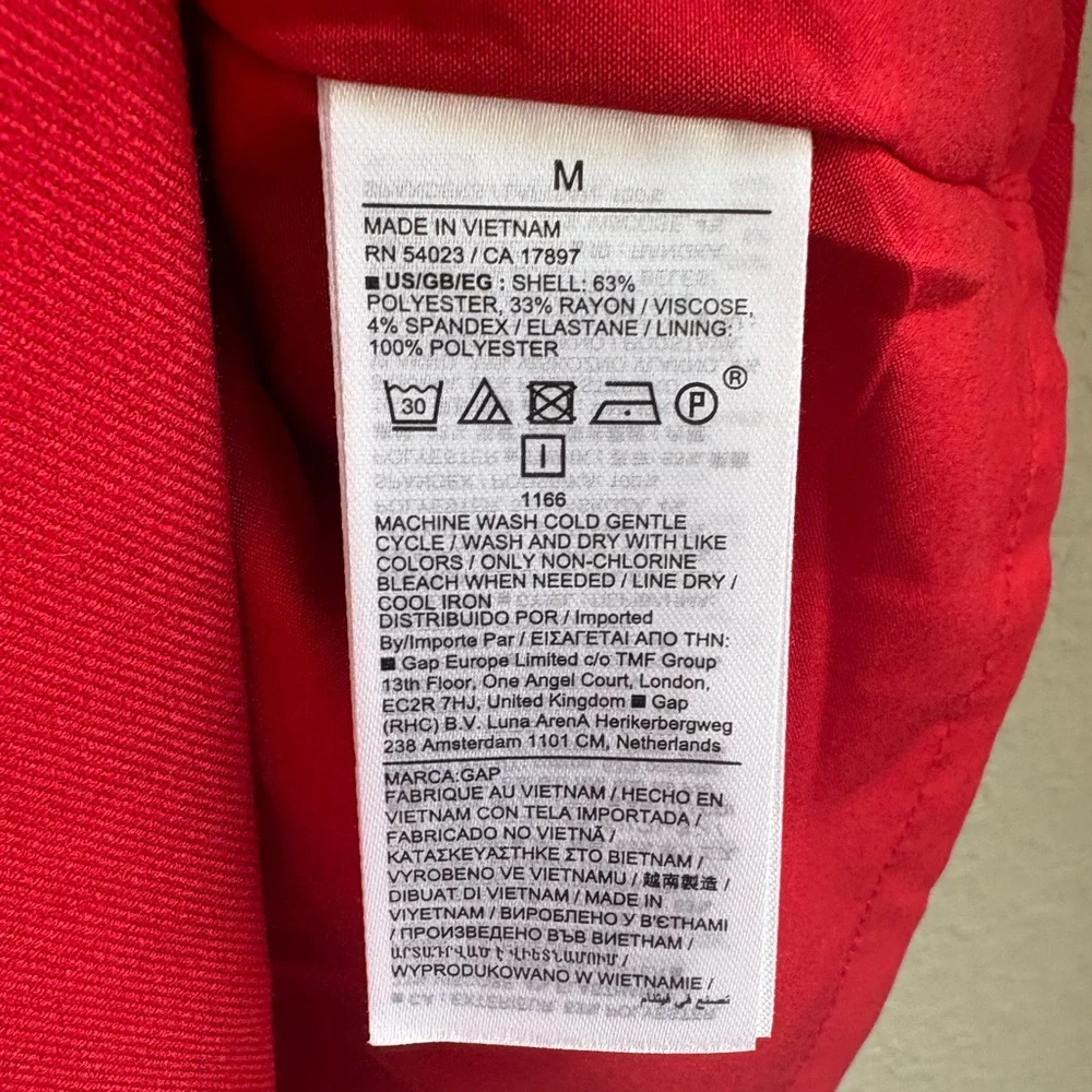 Gap - Women's Short Sleeve Shift Mini Dress with Pockets - Size Medium - Red‎